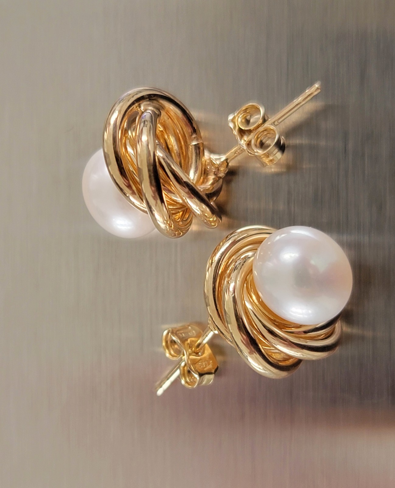 14K Yellow Gold Freshwater Pearls Earrings 5.4 grams ITALY NEW