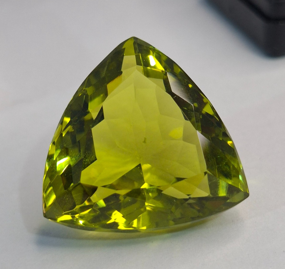 Trillion Cut 60-62 Ct Yellowish-Green Topaz Loose Certified Gemstone TQ1852