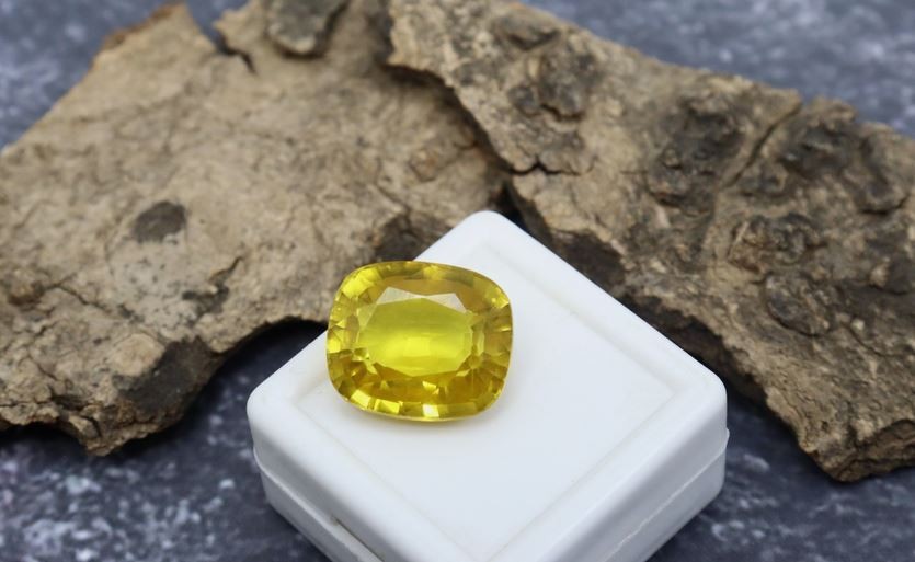 Yellow Sapphire 16Ct Cushion Cut Certified Pukhraj Loose Gemstone | 15x12x6mm