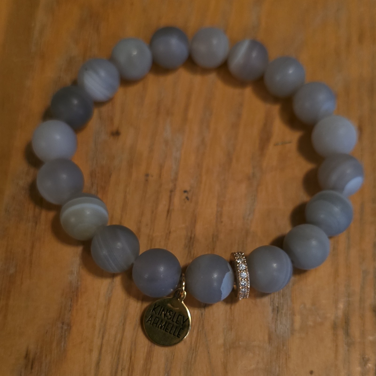 Kinsley Armelle Gray Agate Beaded Stretch Bracelet Dangle Charm Signed Stack