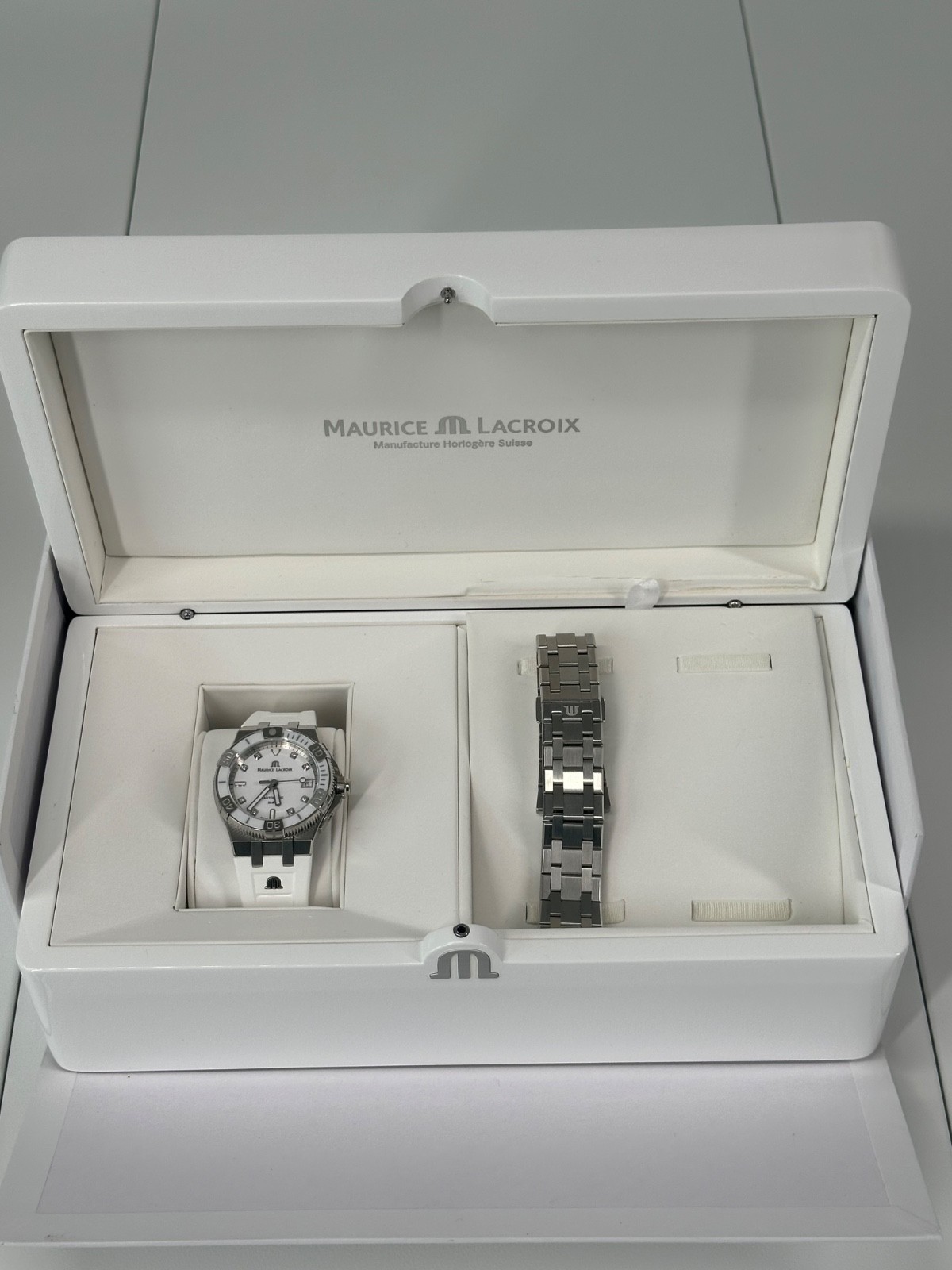 Maurice Lacroix Aikon Venturer Automatic AI6057 White Diamond Dial Box Papers