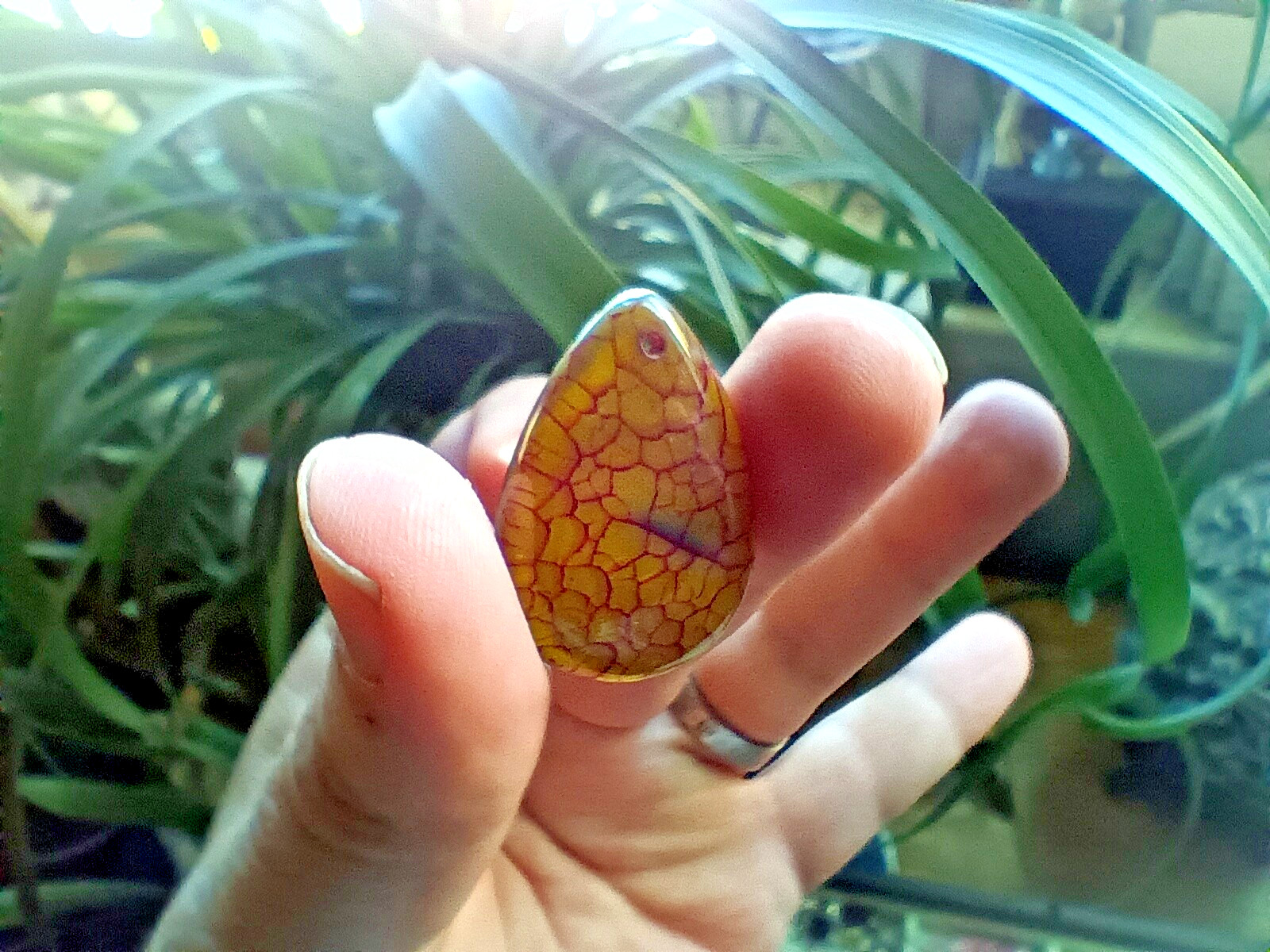 Hand Polished Red Veined Dragons Blood Stone Pendant Top Drilled 34mm x 25mm A-3