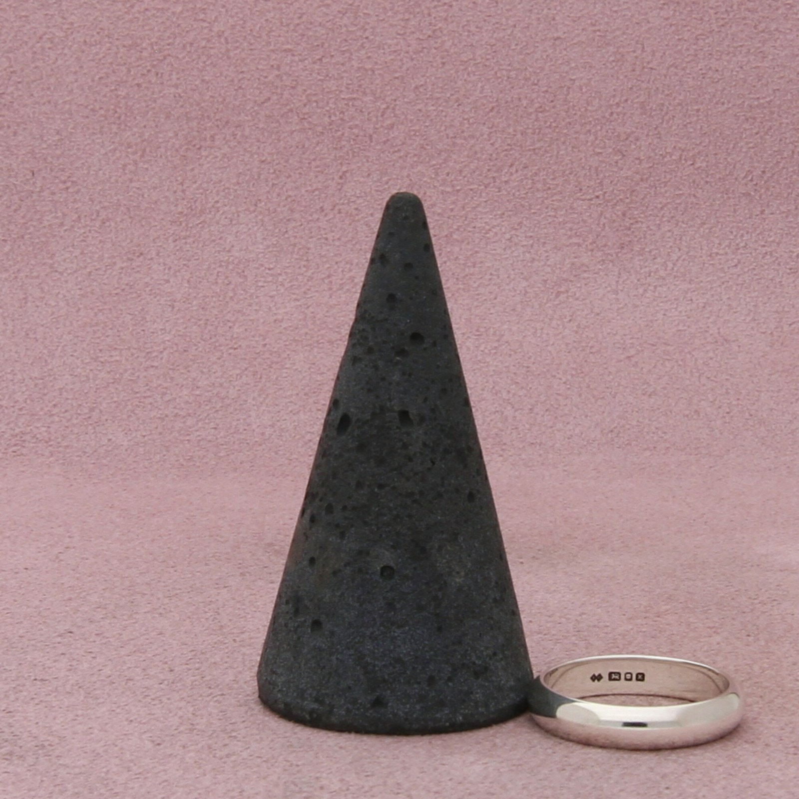 sterling silver 4mm smooth band ring size 6.75