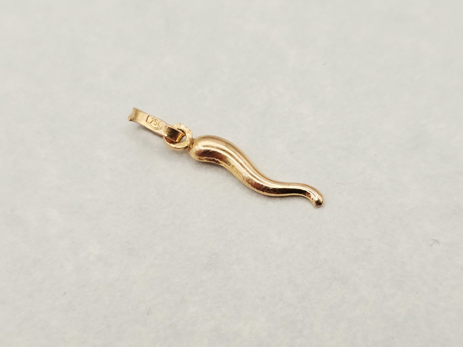 Solid 18k Gold Corno Italian Horn 1 ” Cornicello Charm Pendant Italian 750 ✨️