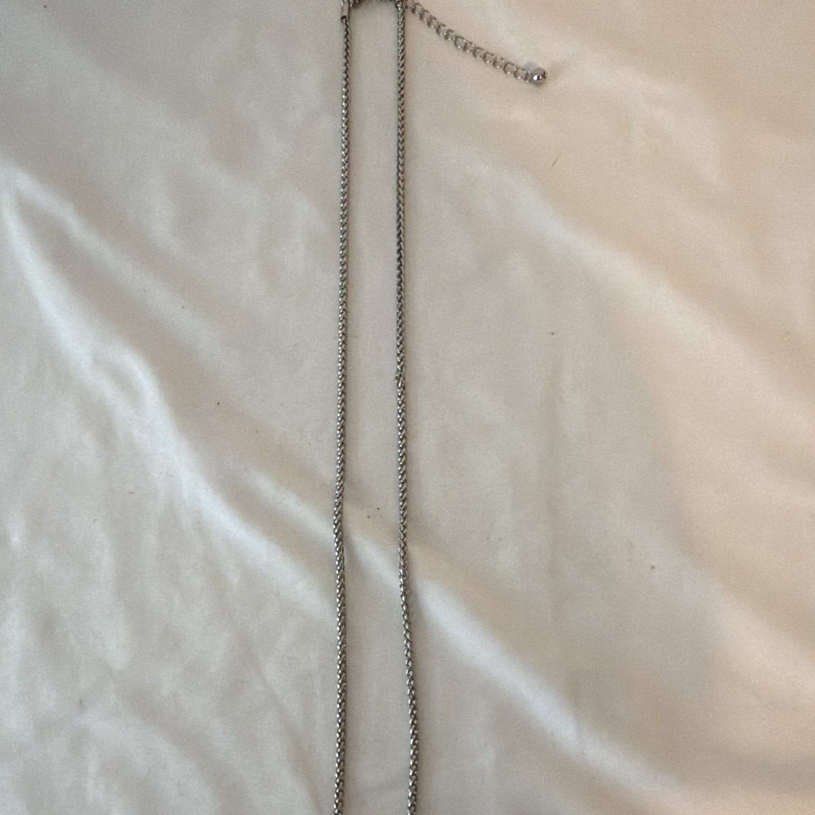 Chico’s Silver Cable Chain Necklace 17in Oval Charm Pendant Prong Set Adjustable