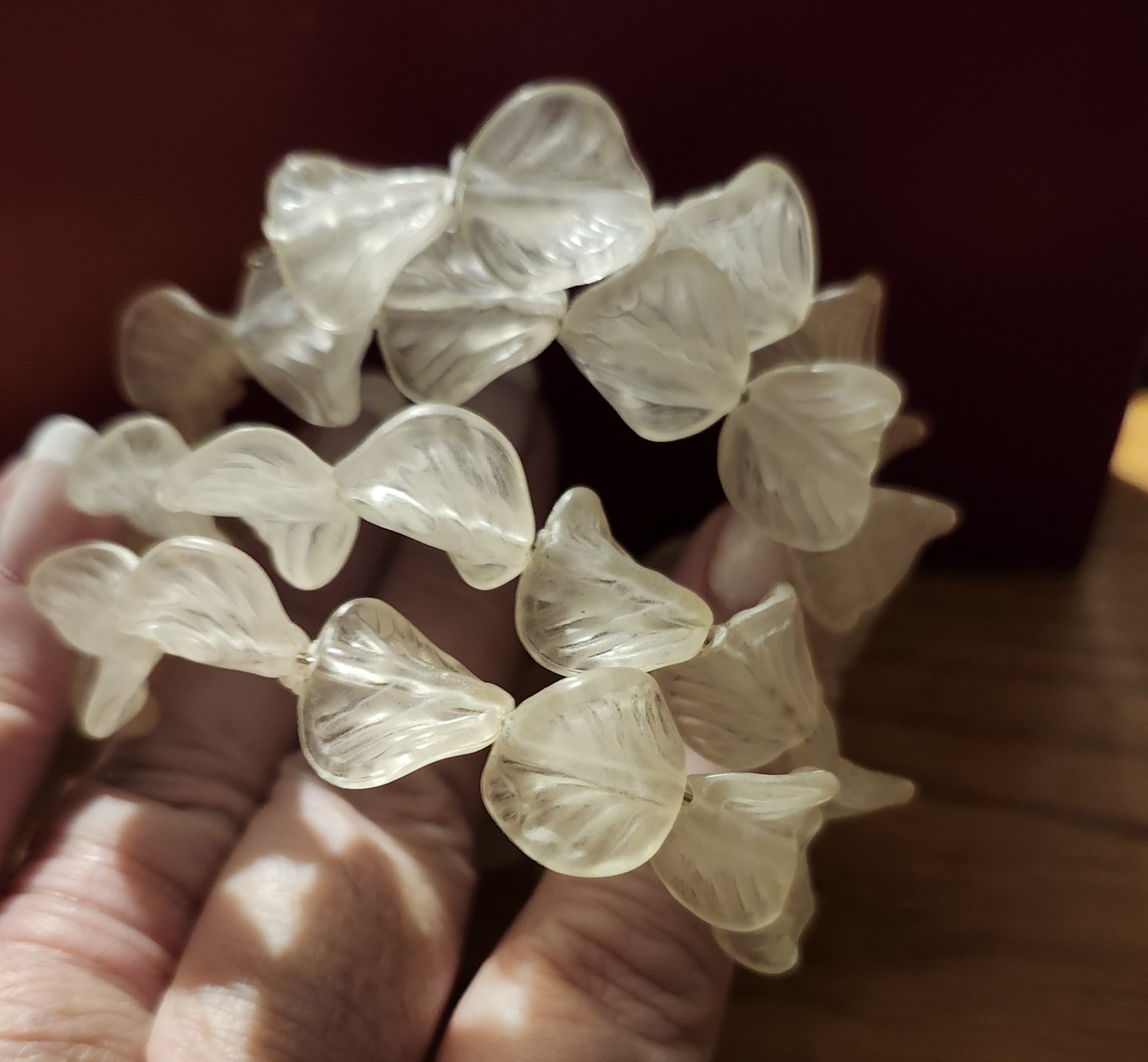 Antique Acrylic Lucite Wrap Leaf Leaves Flower Floral Bracelet Clear White