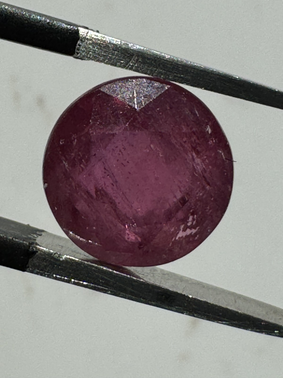 Dark Red RUBY. 7.8 mm Round, Slight Inclusion. 3.45 Carats. Free Shipping