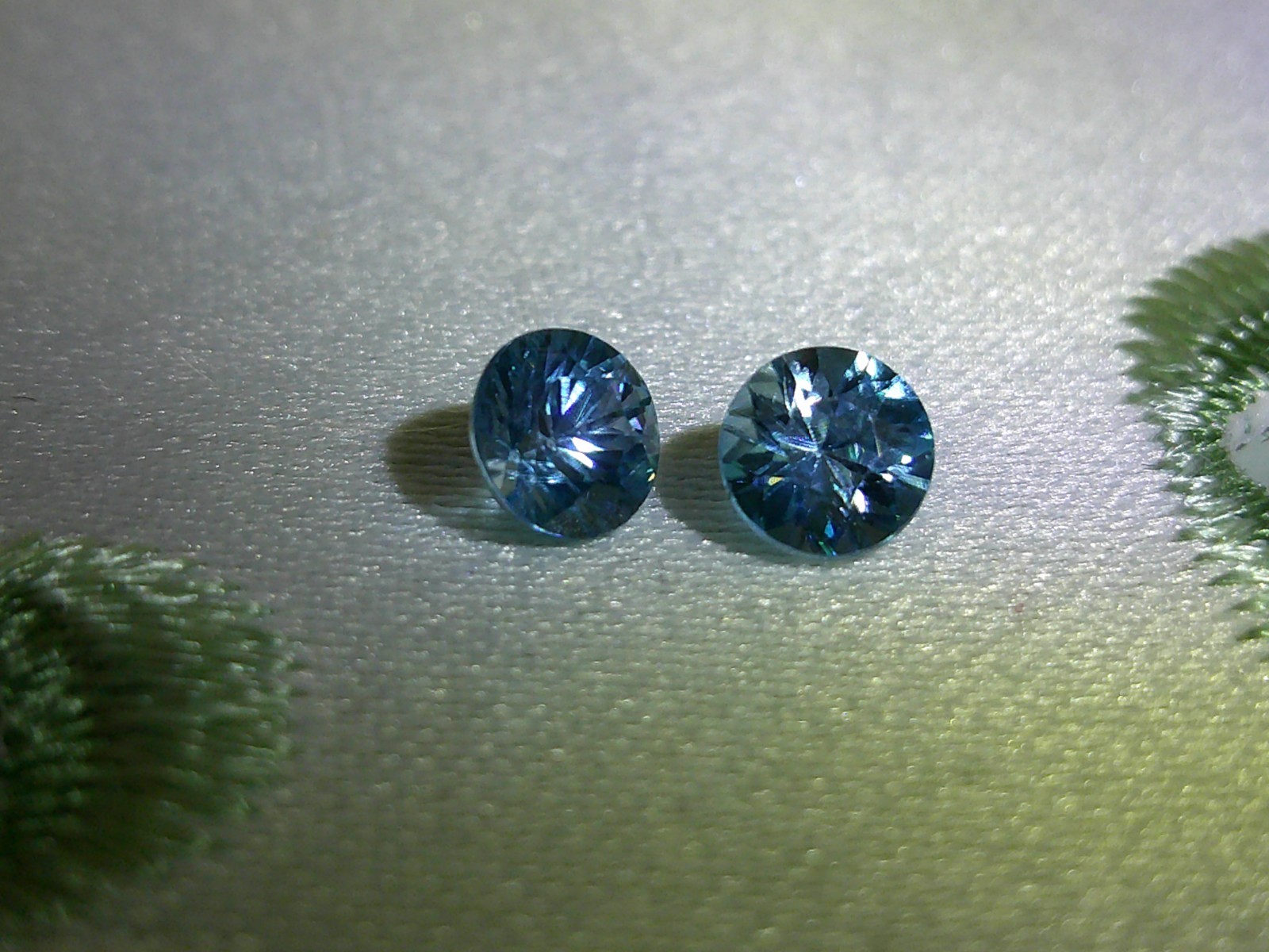 JTV Cambodia Blue Zircon 1.00ctw 5mm Round Cut Set of 2 New in Pkg