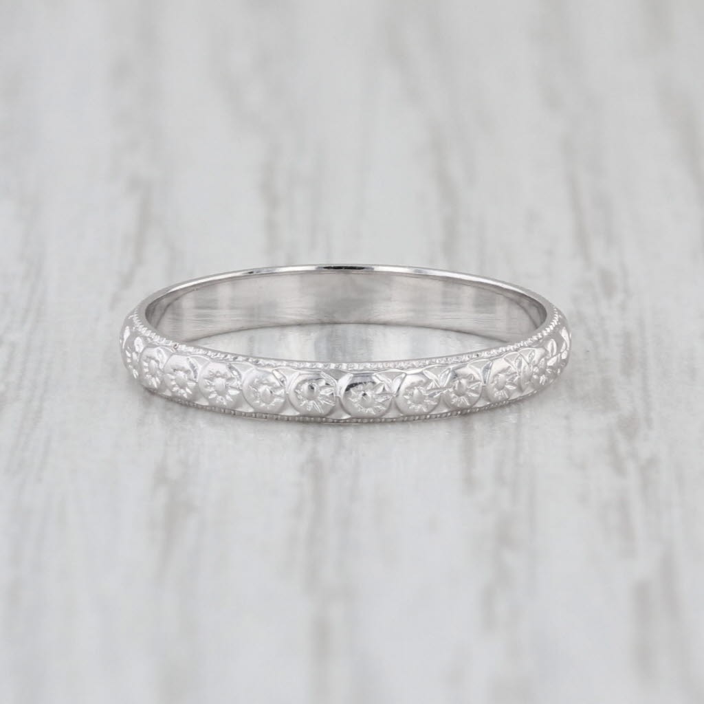 Art Deco Die Struck Floral Pattern Ring 18k White Gold Sz 5.5-5.75 Wedding Band