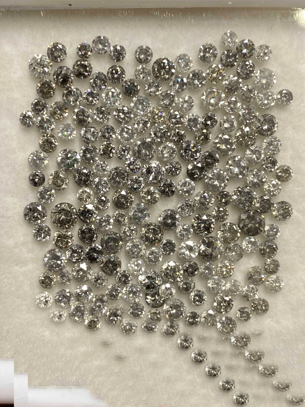 Salt Pepper Natural Diamond 2 Pcs 1.5MM Round Diamond – New Buyer Trial Listing