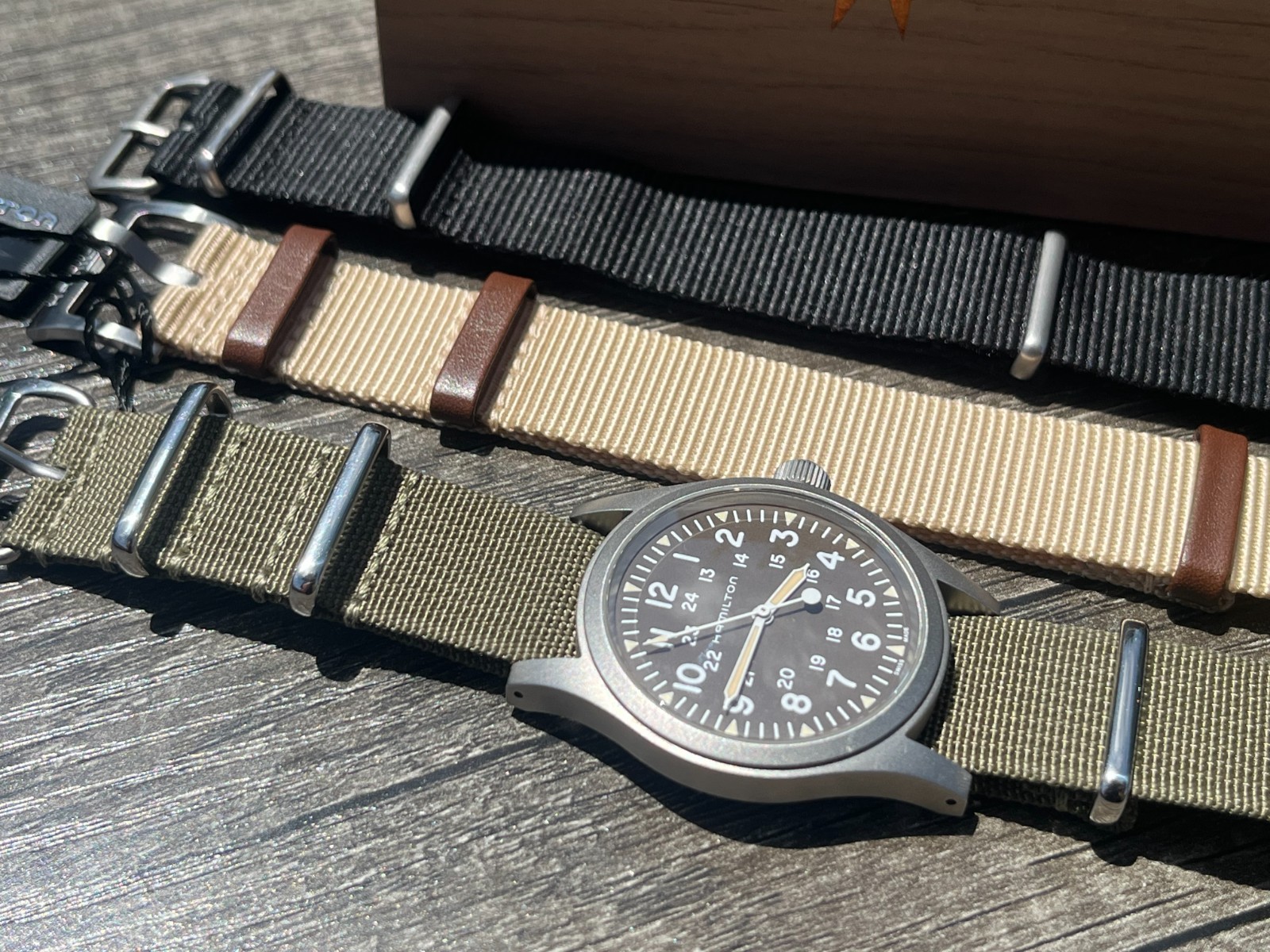 Hamilton Khaki Field Hand Wind Brown Dial 38mm H69439901