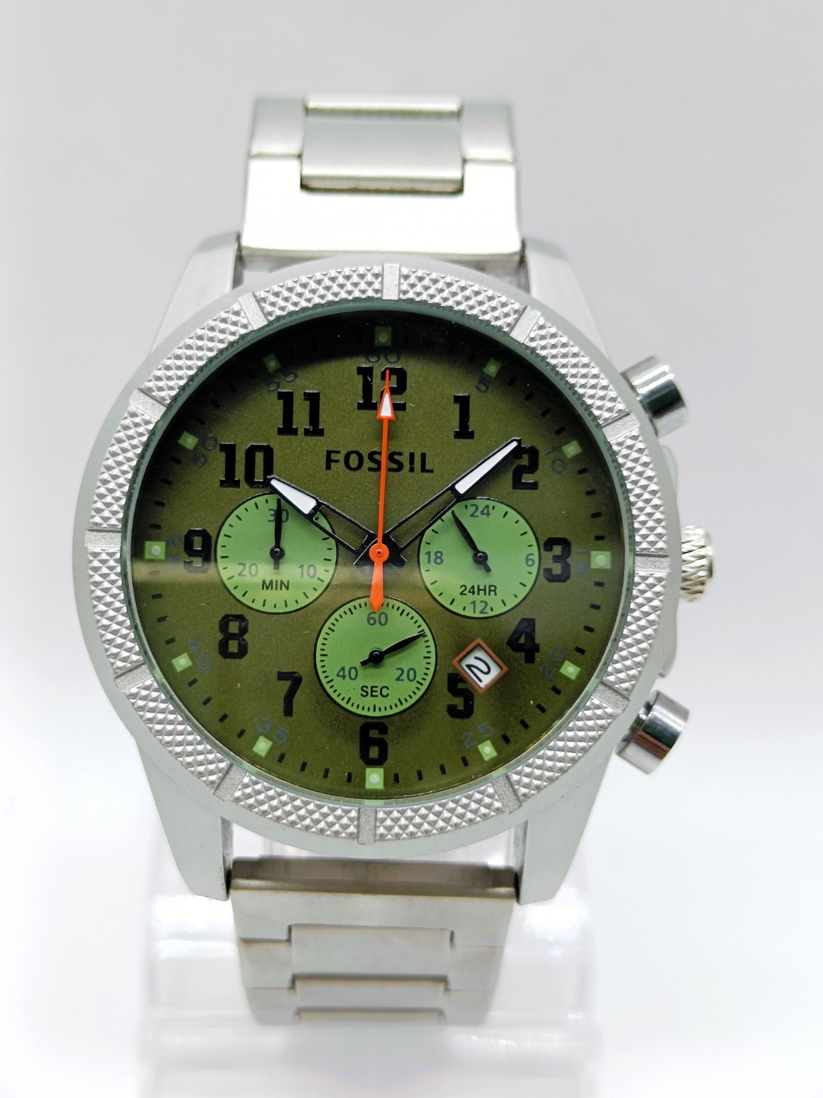 Amazing Fossil Chronograph Date Indicator Quartz Analog Men’s Wrist Watch