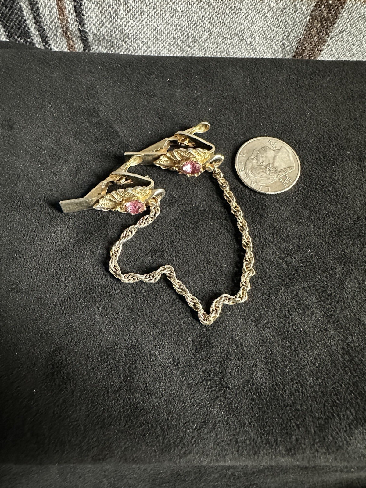 Vintage Sweater clip