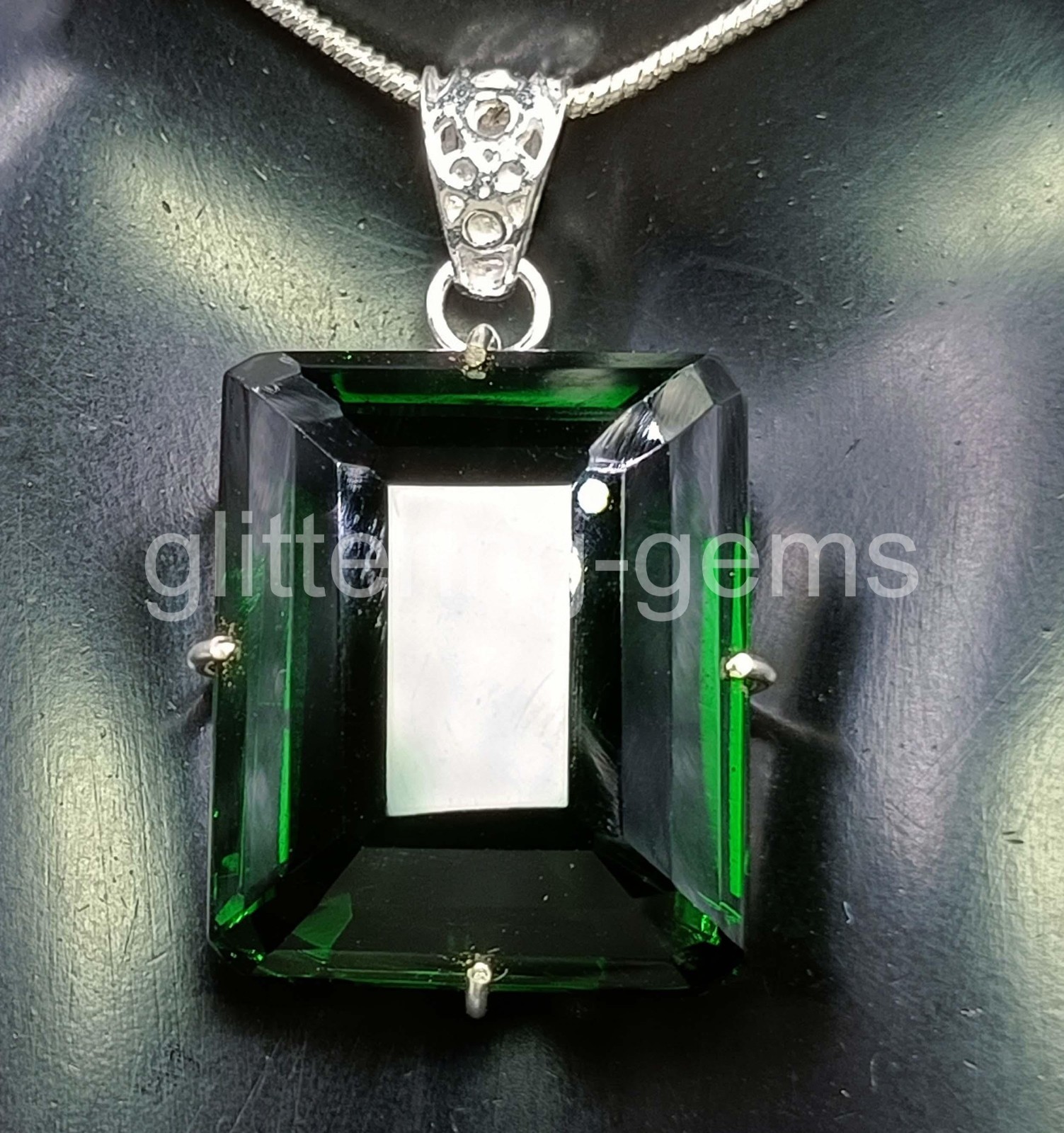 IGL Certified 94 Ct Natural Emerald Shape Gem Pendant 925 Sterling Silver 5DOI
