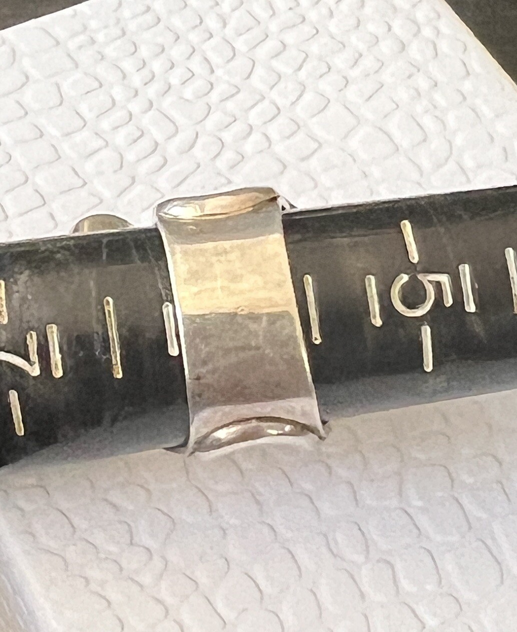 Unique Artisan Signed Yes Two Toned Sterling 925 Amethyst Garnet Wide Band Ring
