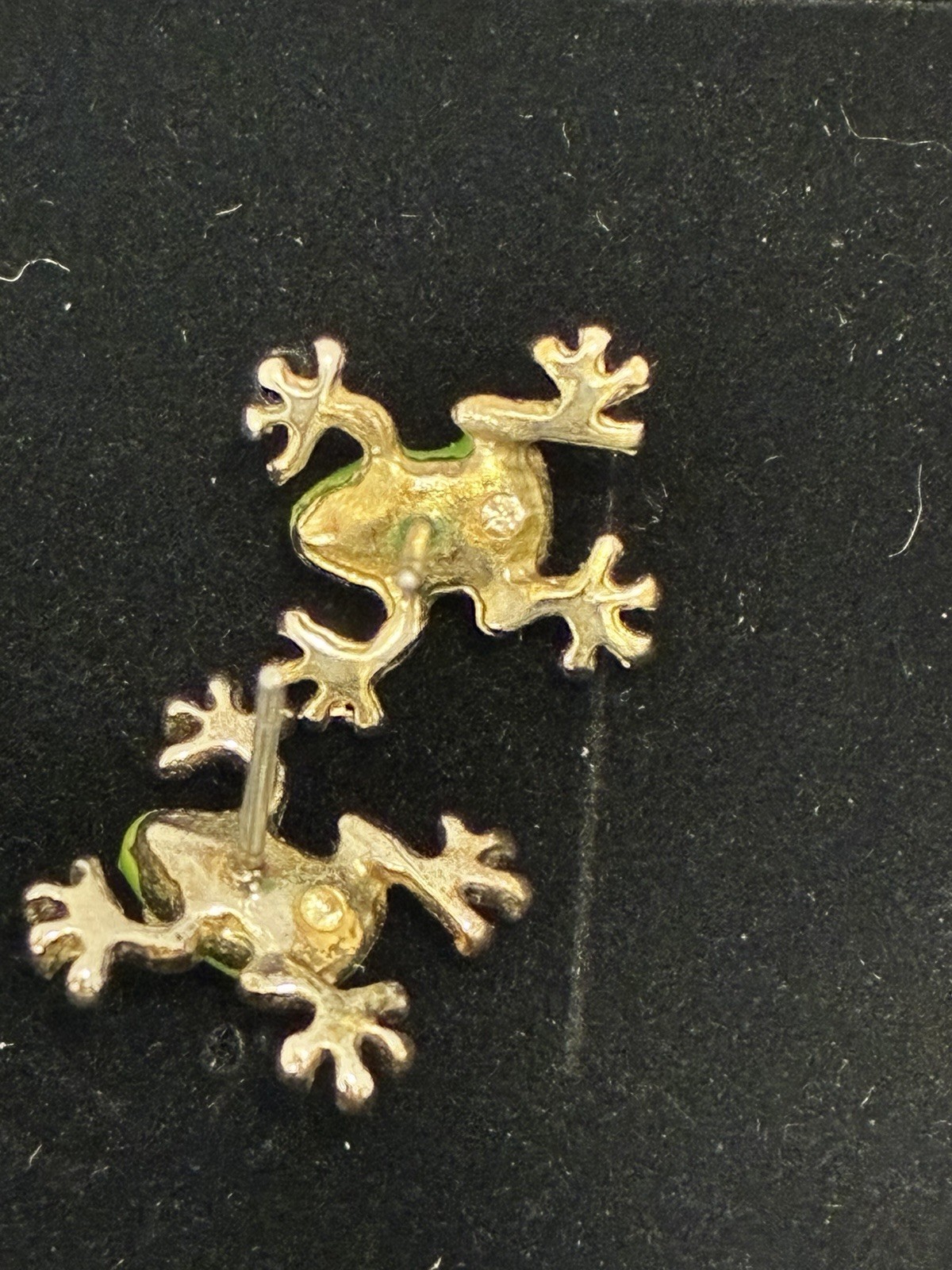 Betsey Johnson Green Enamel Frog Stud Earrings Gold Tone Pink Crystal Critter