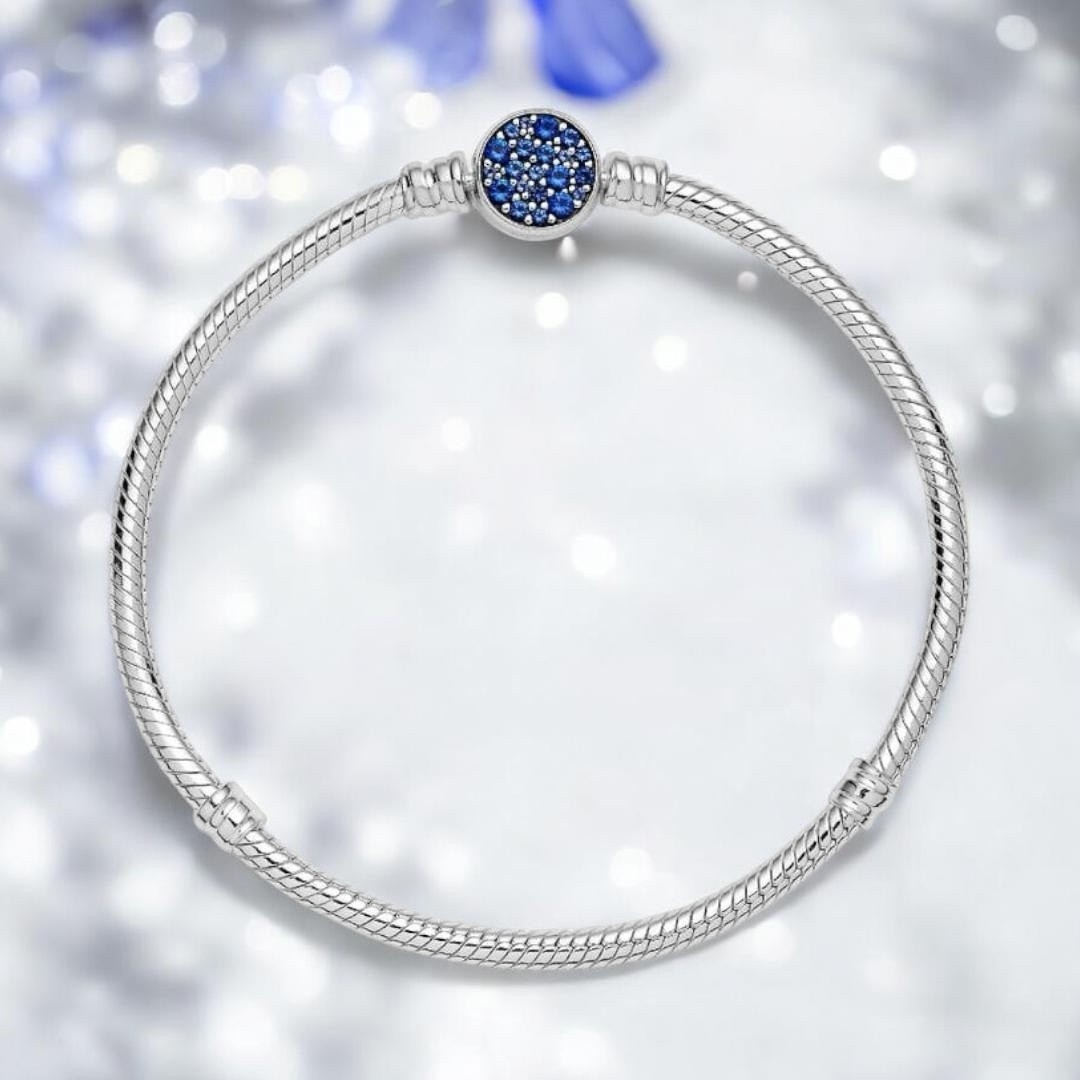 NEW Authentic PANDORA Silver Bracelet Blue Disc Clasp Charm Bracelet 599288C01
