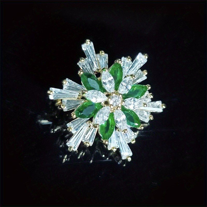 Women’s Elegant Snowflake Shaped Alloy Brooch Synthetic Zircon Brooch