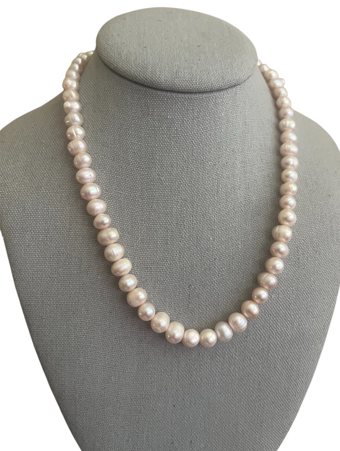 Vintage Pink Blush Freshwater Pearl Necklace. 19″