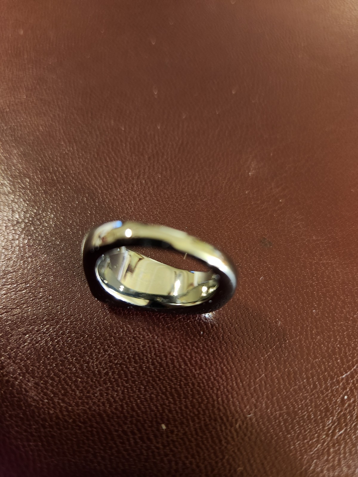 Henri Bendel Gray Smooth Metal Geometric Shape Band Ring Sz 6 (Price Correction)