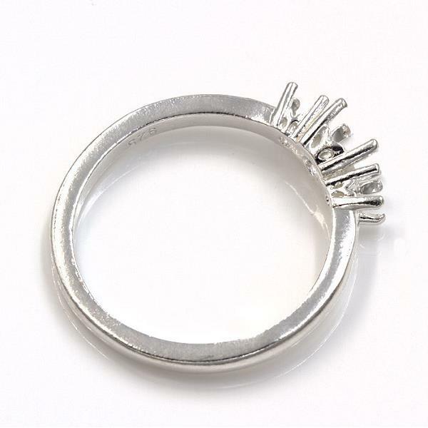 (4mm – 7mm) Round Three Stone Sterling Silver .925 Ring Setting (Ring Size 7)