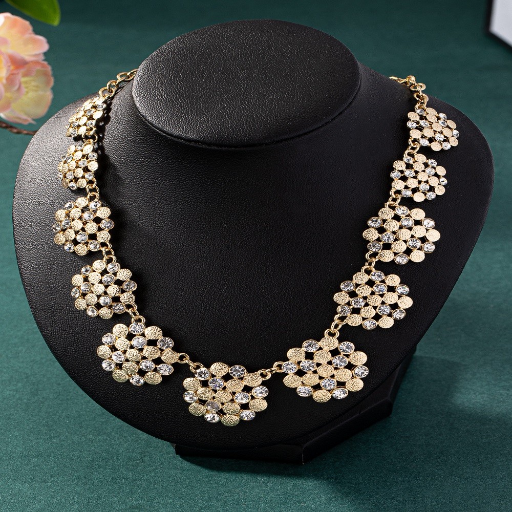 Matte Geometric Snowflake Pendant Necklace Gold Alloy Adjustable Chain
