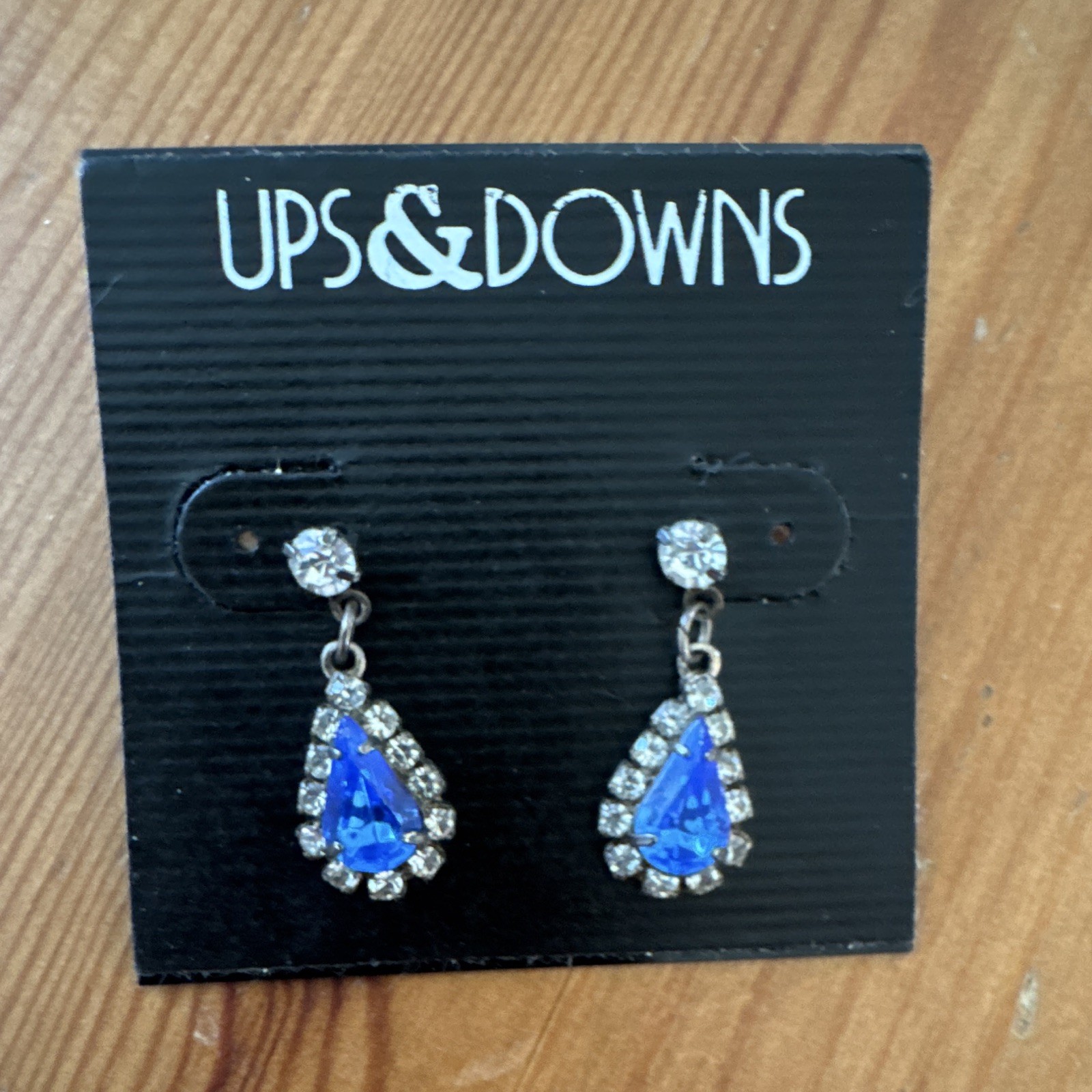UPS&DOWNS Blue Teardrop Crystal Rhinestone Necklace & Dangle Earrings Set 1990’s