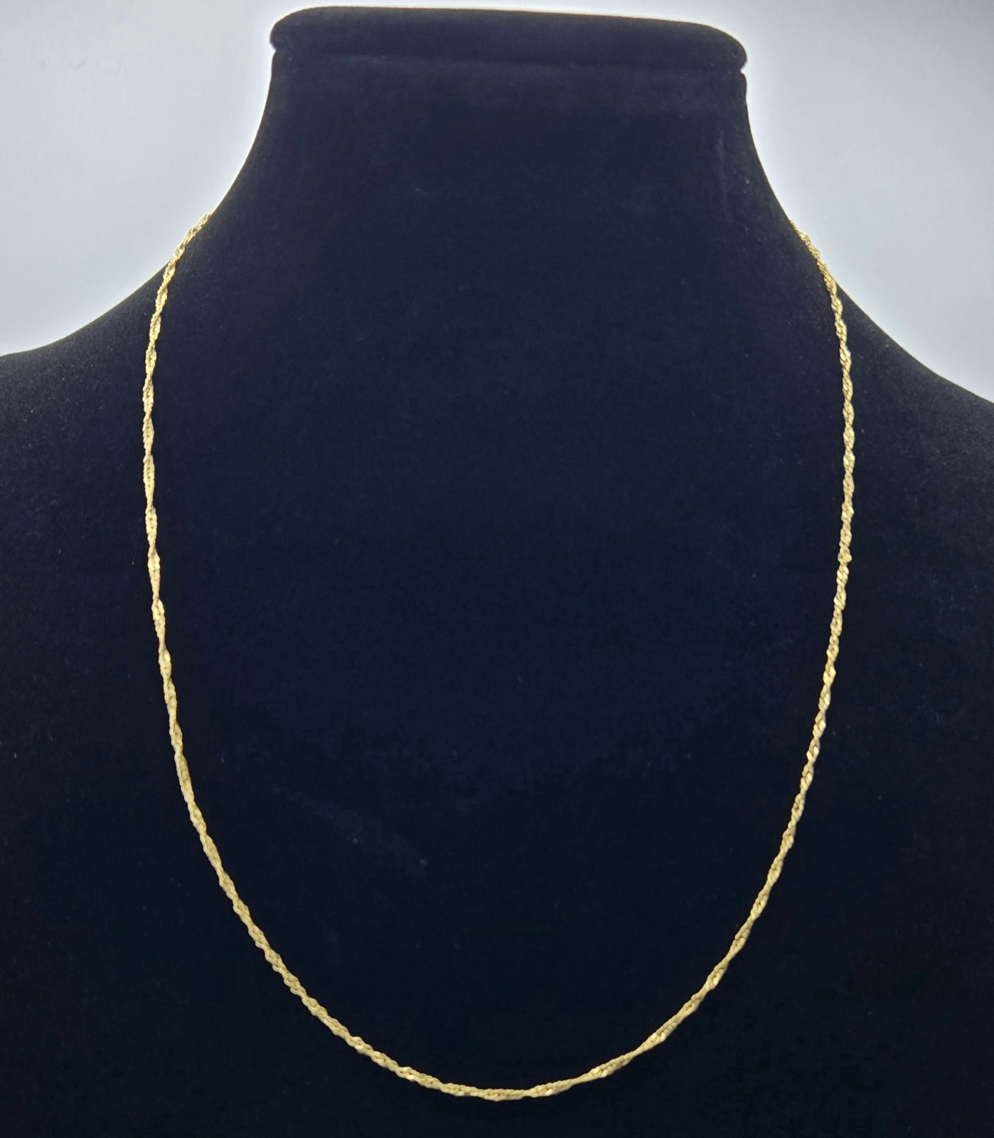 New Solid 10k Yellow Gold TWISTED SINGAPORE Necklace 18inch, 1.3mm, Italy