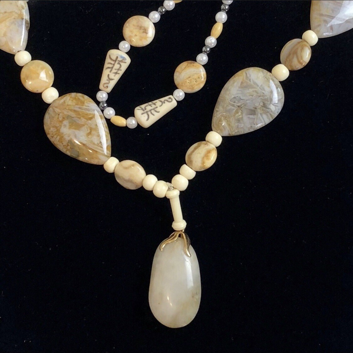 Agate Stone Choker Necklace and Bracelet Set Artisan Made Hand Polished