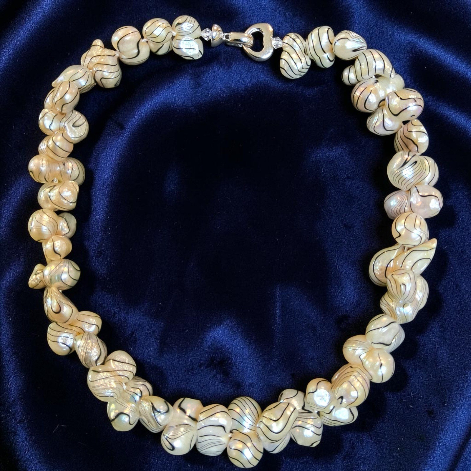 Vintage Art Glass Necklace White Iridescent Freeform Beads Black Swirl 16″ Heavy