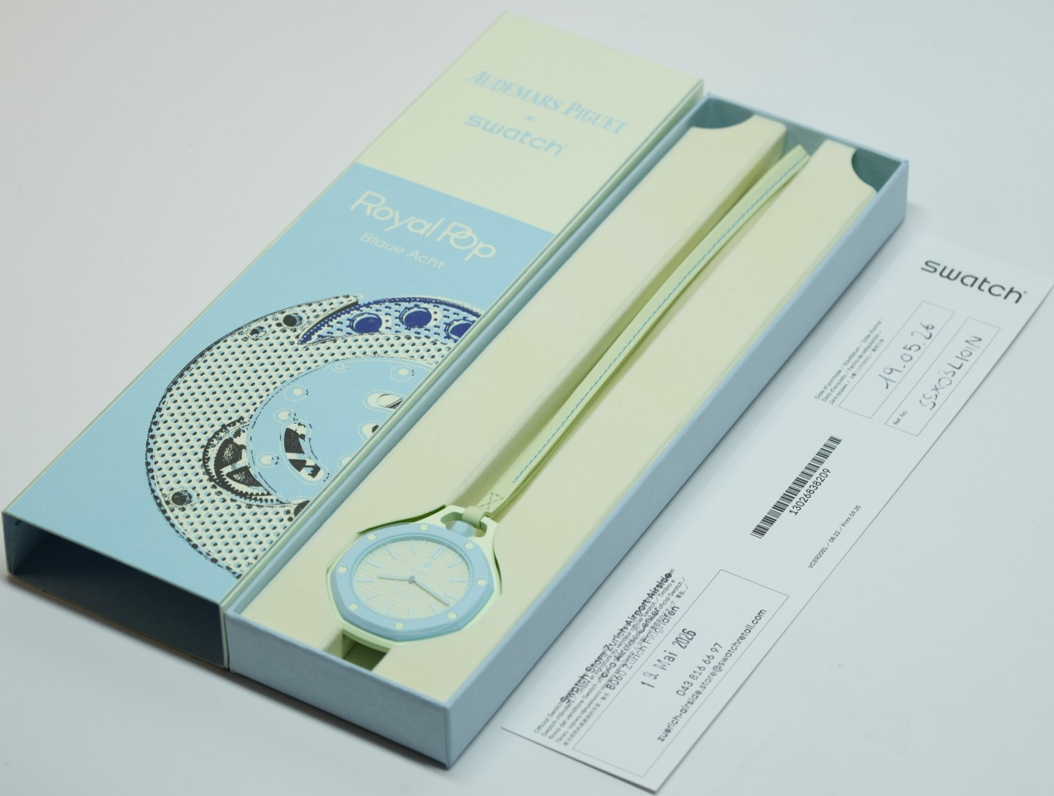 Audemars Piguet x Swatch AP Royal Pop Blue Blaue Acht NEW IN BOX – WATCH IN HAND