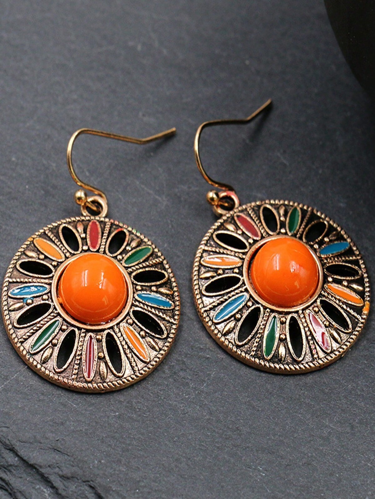 1 Pair of Bohemiam Earring.
