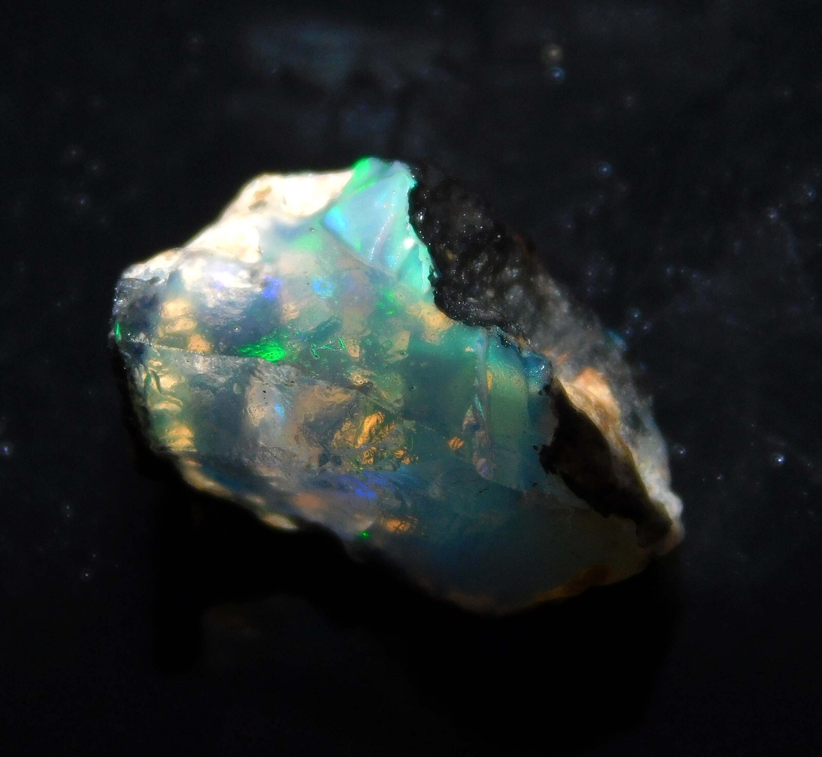 100% Natural Gemstone Ethiopian Fire Opal Rough 5.05 Carat