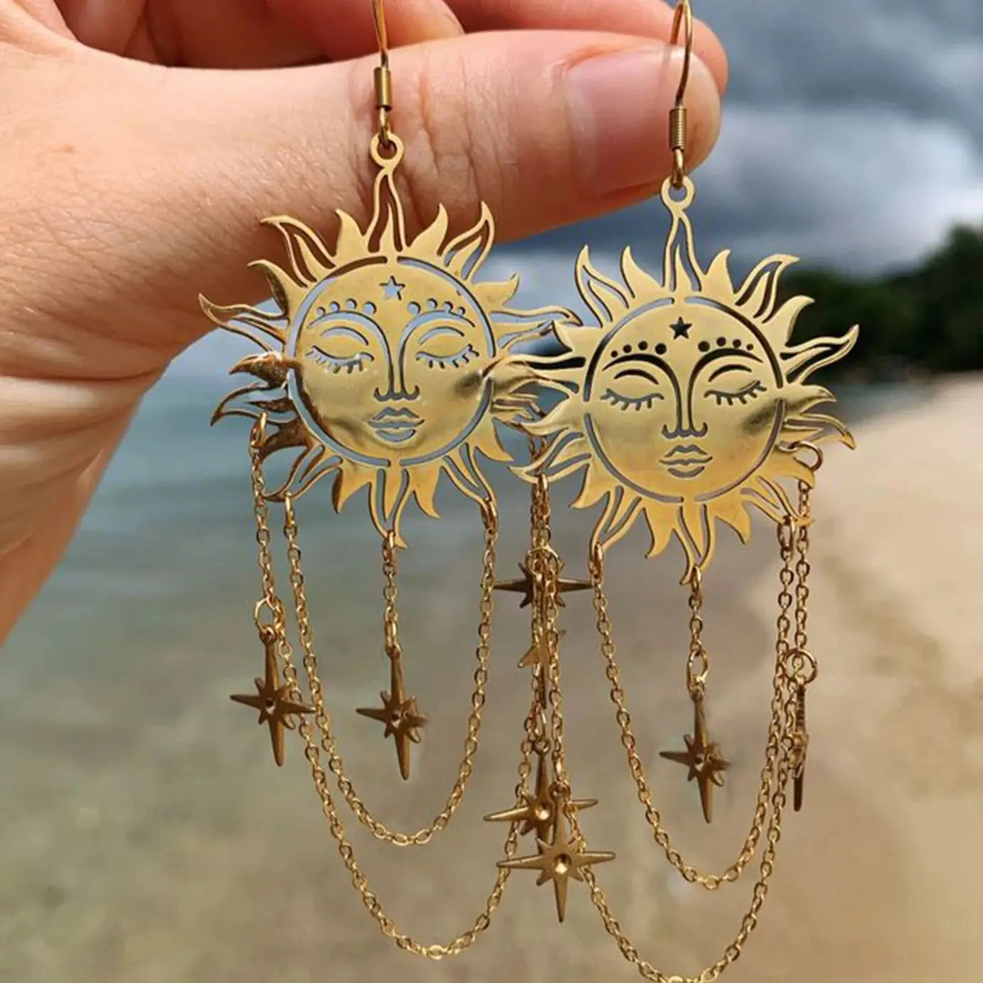 Vintage Boho Sun Earrings Dangle Drop Pendant Gold Tone Copper Style 2 Pcs