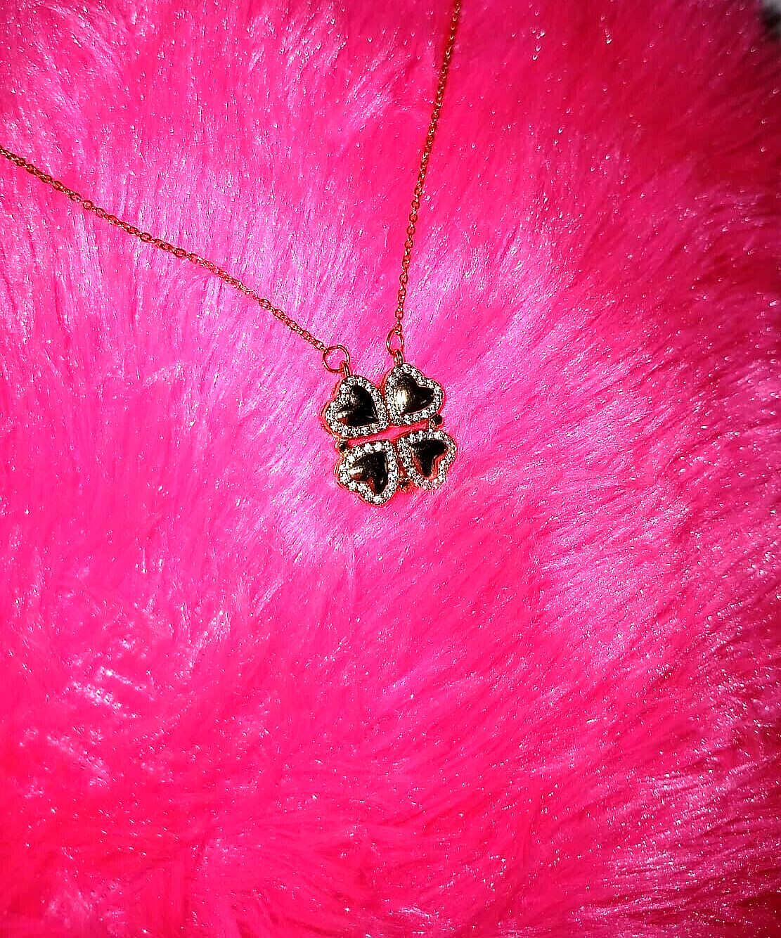 Magnetic Heart/Clover Gold Plated Multi Wearing Pendant with 18″ Chain