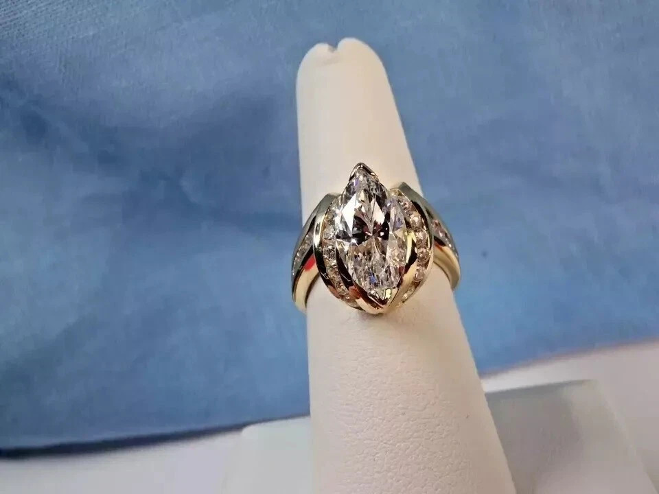 2Ct Marquise Cut Lab-Created Diamond Women’s Wedding Ring 14K Yellow Gold Plated