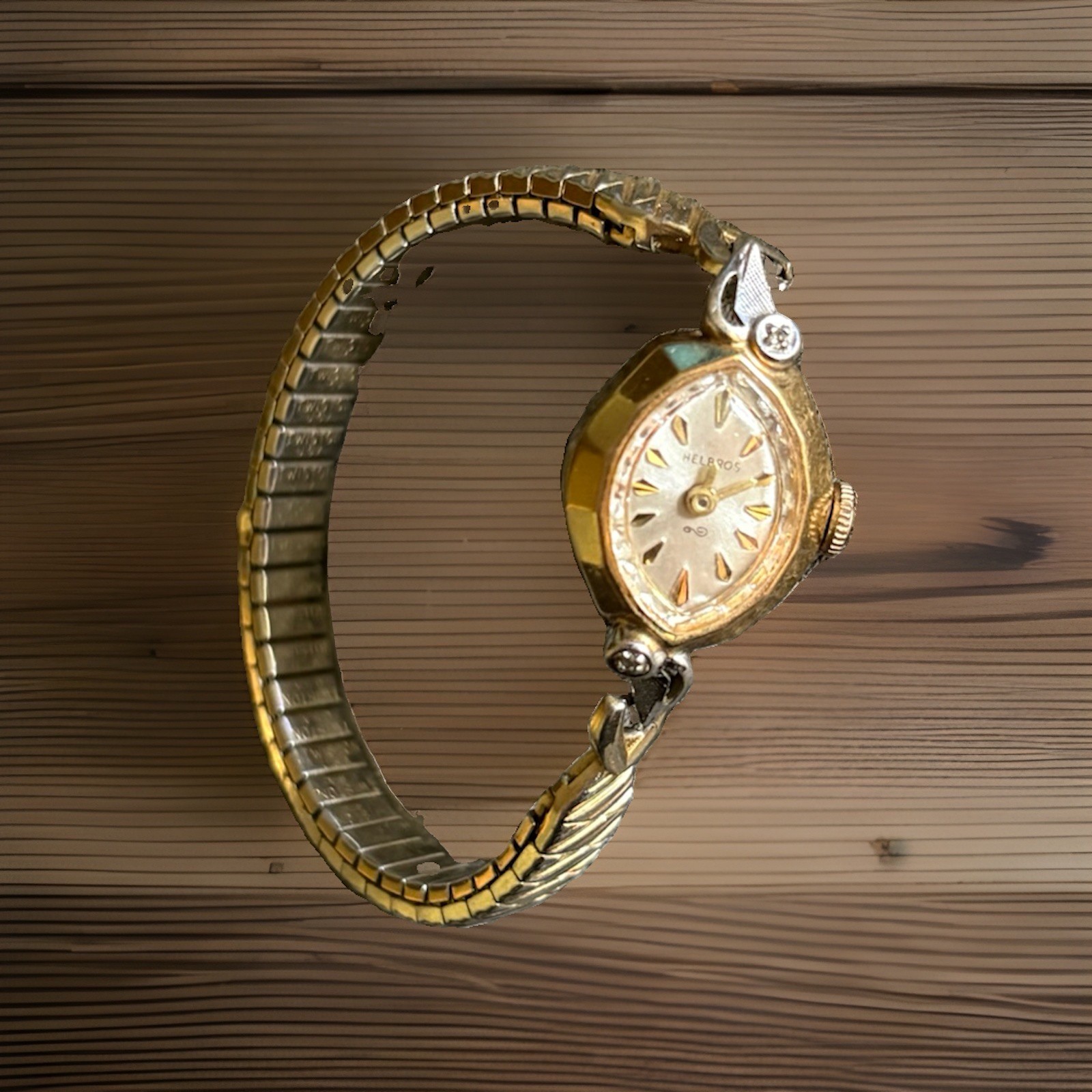 Vintage Helbros Women’s Manual Wind Up Watch (Not Tested)