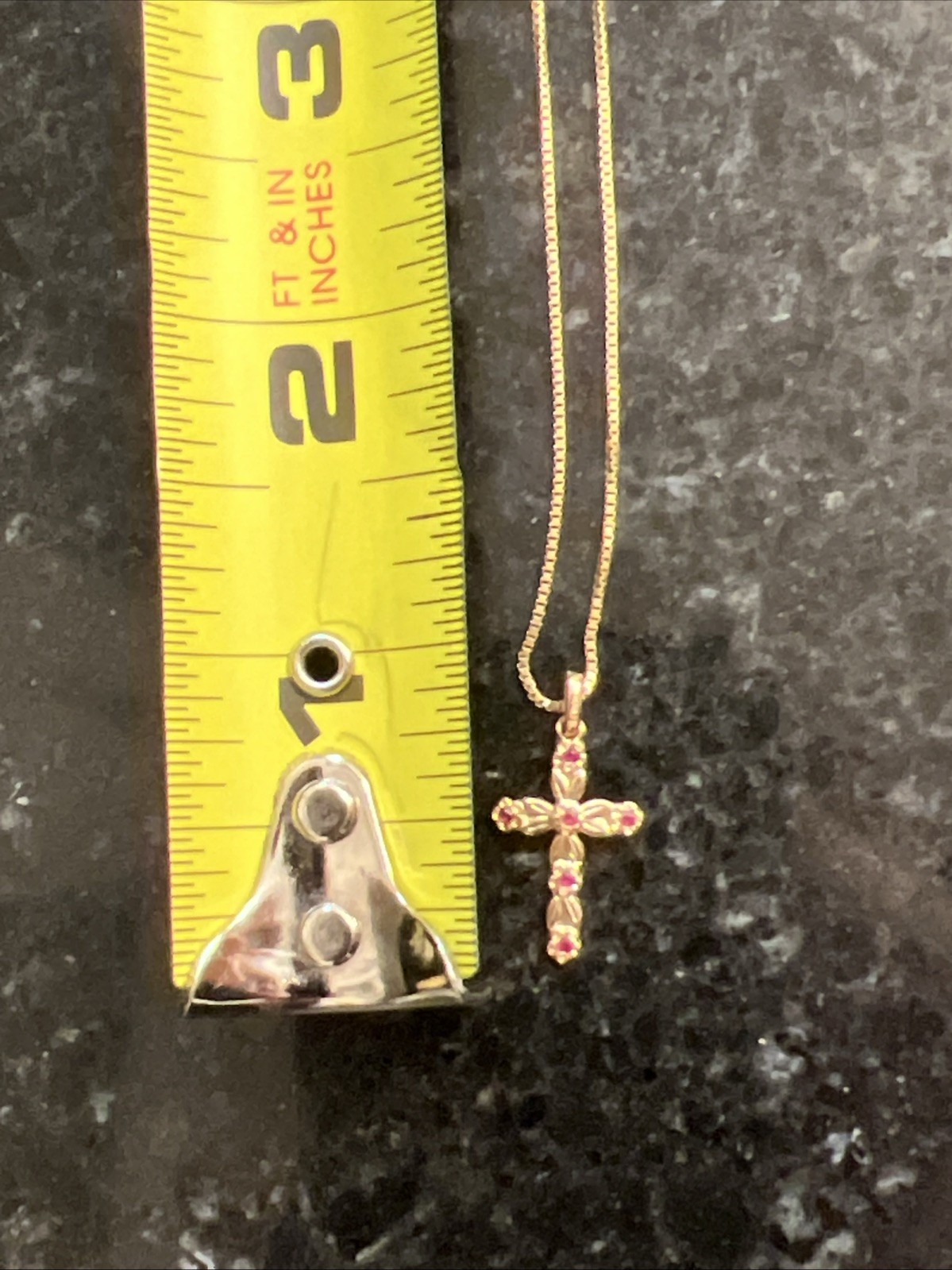 14K Gold & Ruby Cross Pendant Necklace Gold 18” Chain Exc cond