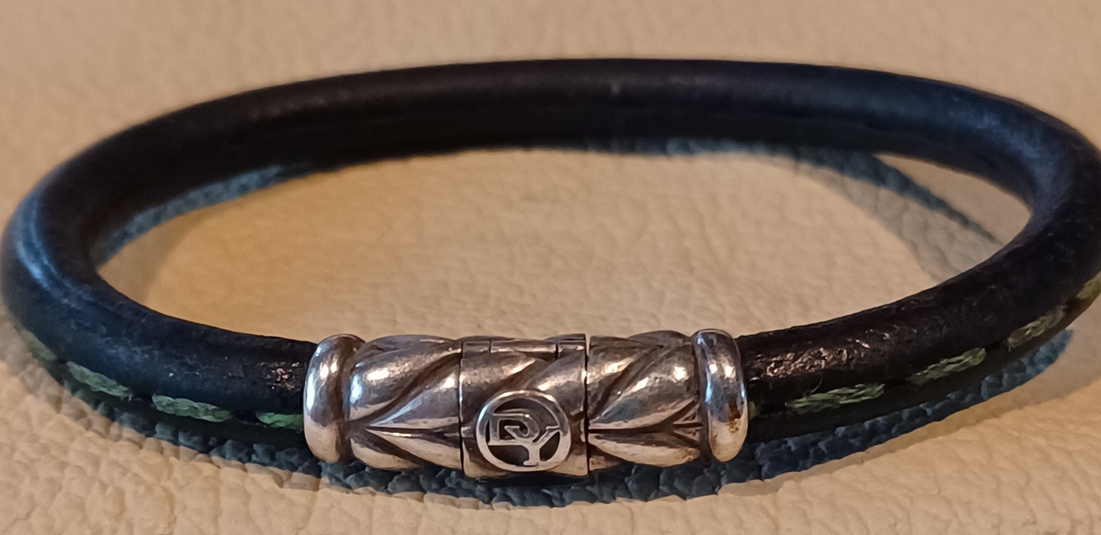 David Yurman Mens Chevron Woven Rubber Sterling Silver Clasp 8-8.5 Hard to Find