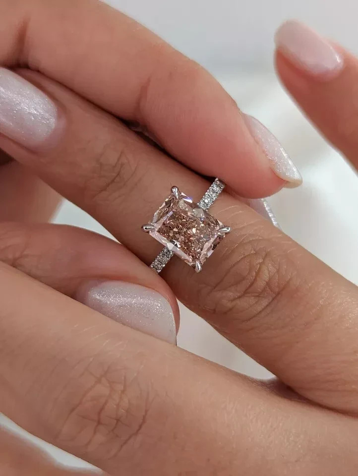 3.20 Ct Radiant Cut IGI Lab Created Diamond Ring 950 Platinum Fancy Vivid Pink