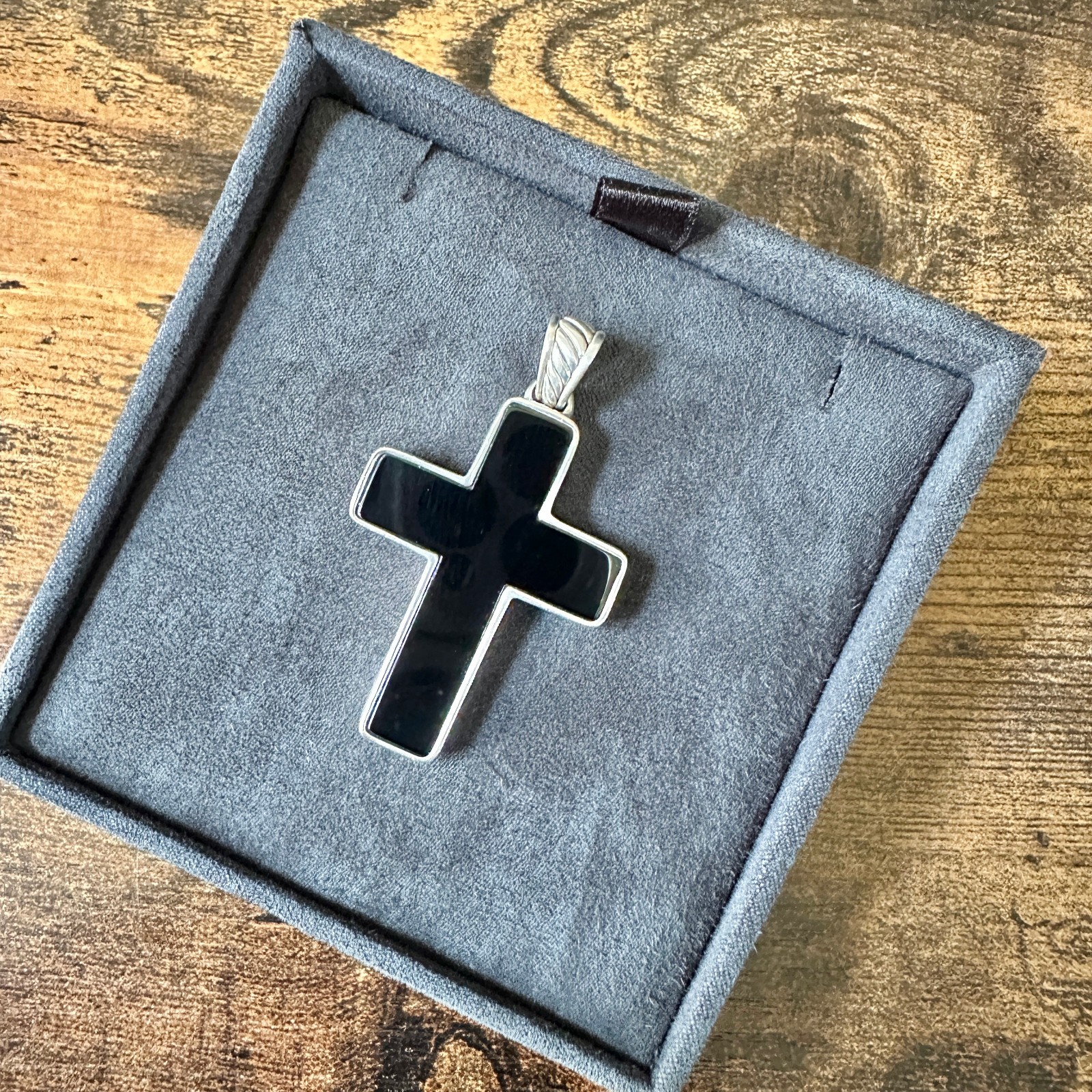 David Yurman Large Chevron Cross Pendant w/ Black Onyx – FREE SHIPPING