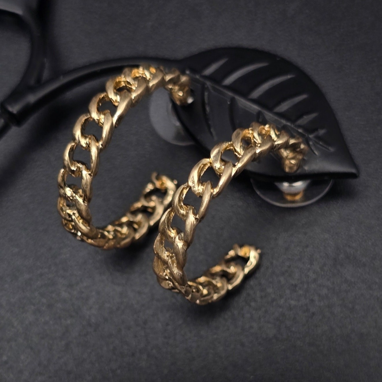 Gold Tone Cuban Link Chain Hoop Earrings NWT On Card