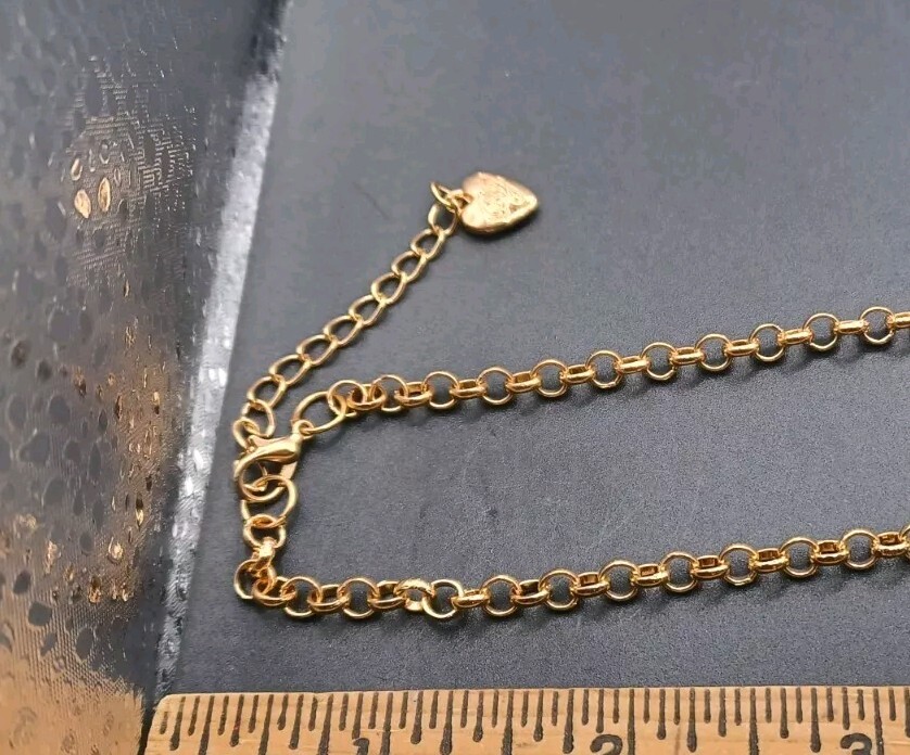 New Marked Betsey Johnson Beach Shell Pearl Goldtone Necklace