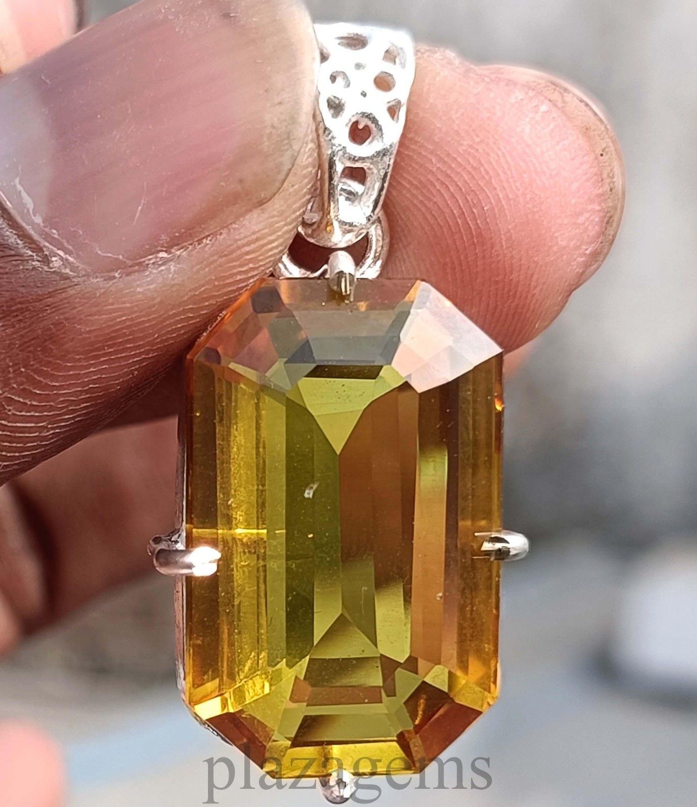 Natural Yellow Sapphire Pendant 50 Carat Emerald Cut 925 Silver Free Chain 5DJS