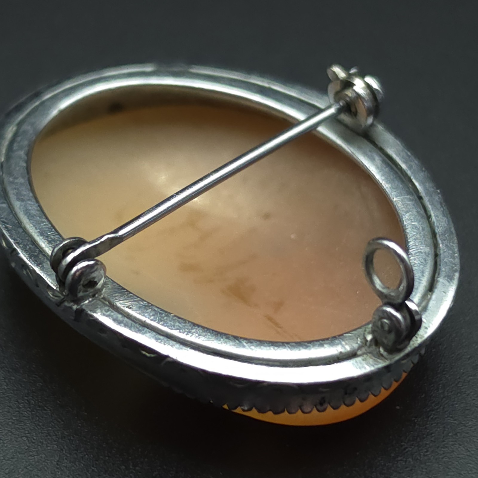 Antique Art Deco Hand Carved Shell Cameo Pendant Brooch Floral Lady Silver Tone