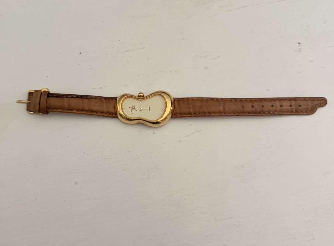 Dali Softwatch Mens Women’s Quartz Asymmetrical Gold Case Brown Leather Strap