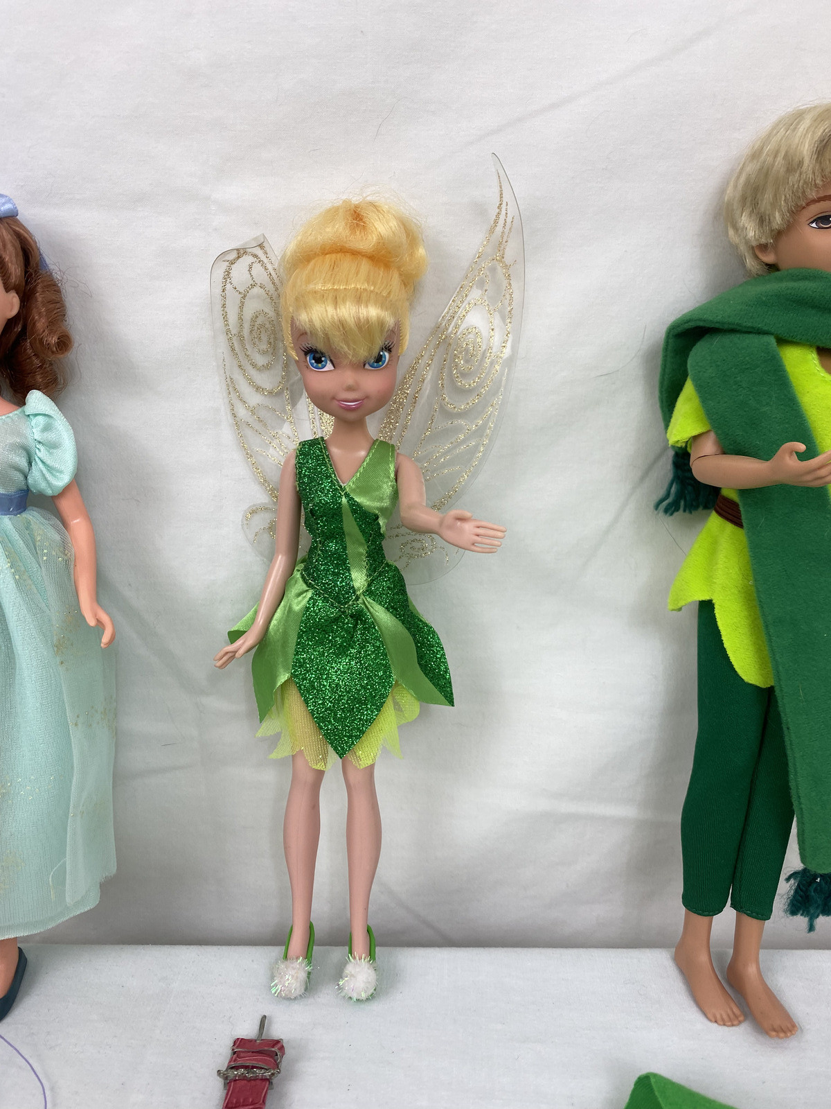 Disney Peter Pan Lot 3 Dolls + Tinker Bell Watch + 8 Outfits + Accessories