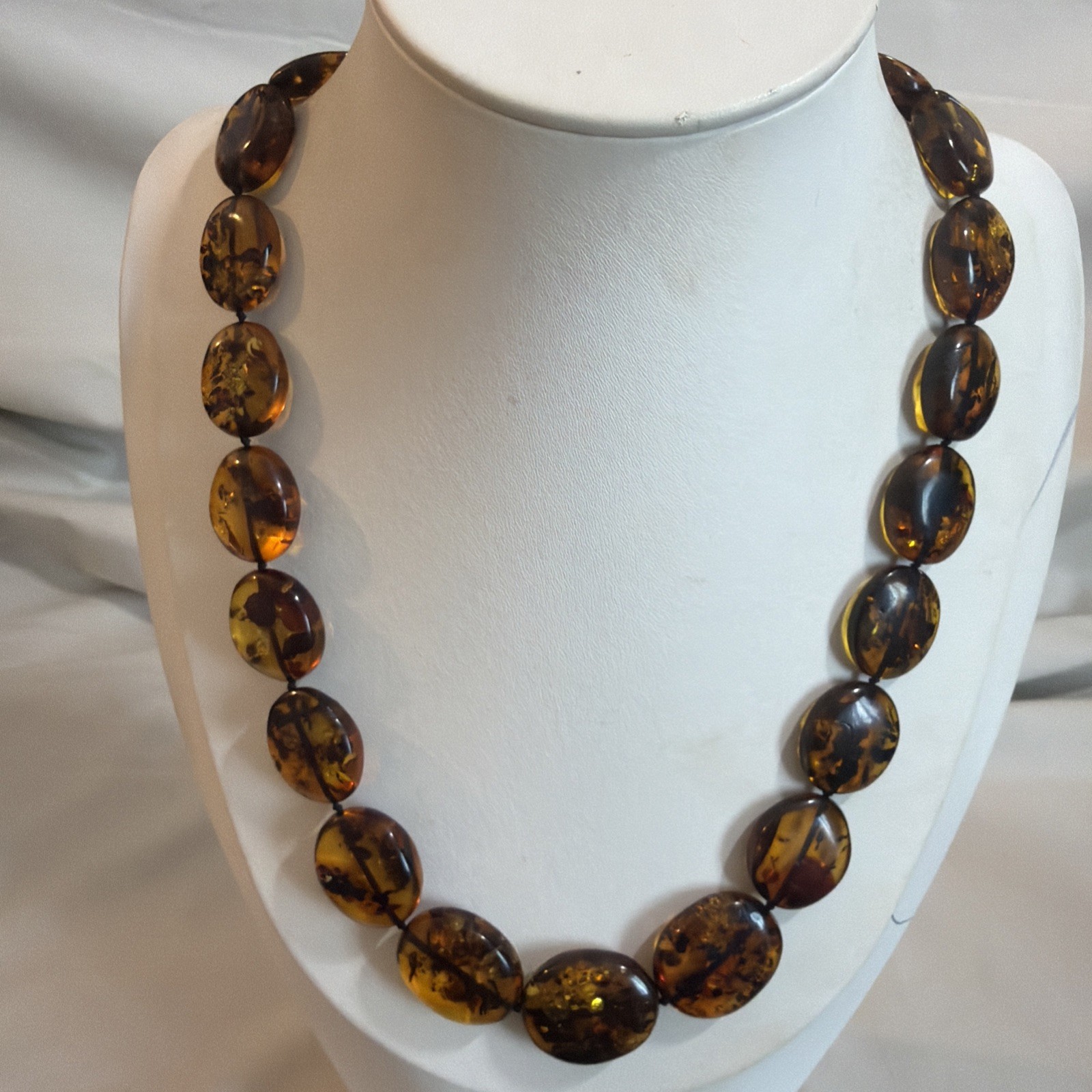 Vintage graduated beats 18 inches Genuine Baltic Amber Necklace 36g