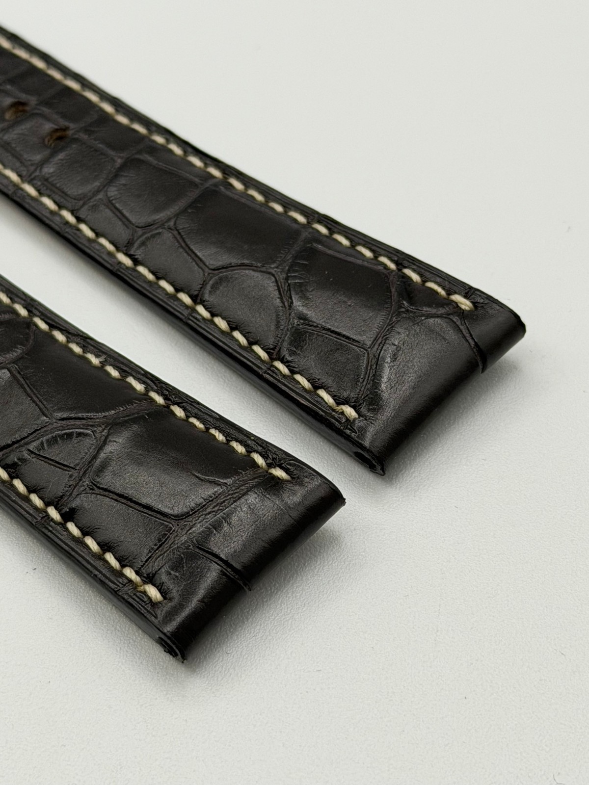 Breguet Type XX Alligator Strap Watch Strap Dark Brown 23/20mm