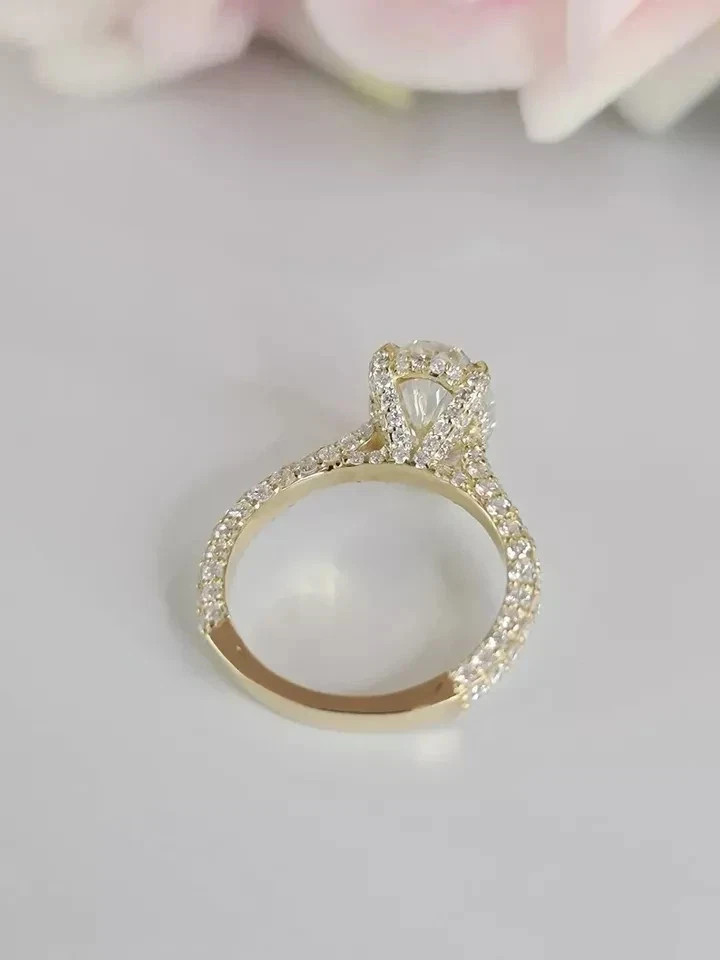 IGI Certified Diamond Ring Lab Grown 2.70 Ct Oval Cut 14k Yellow Gold VVS E F